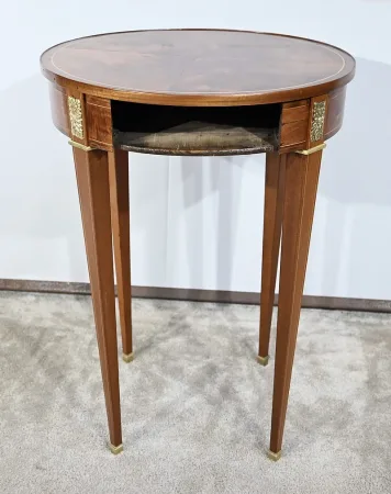 Guéridon en Acajou Clair, goût Louis XVI / Directoire – Fin XIXe