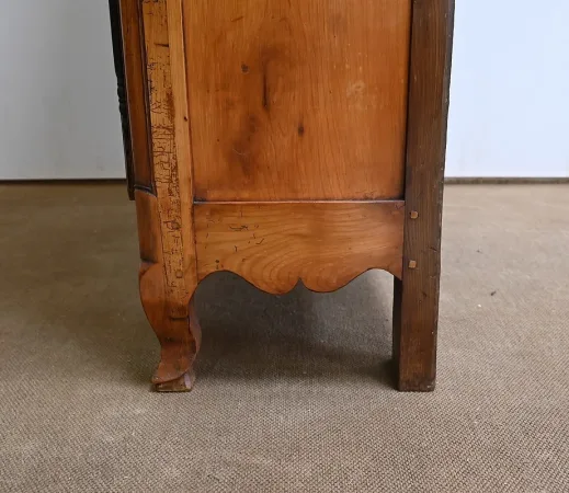 Petite Armoire Bibliothèque en Merisier, style Louis XV – Milieu XIXe