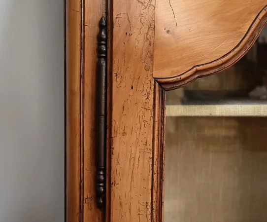 Petite Armoire Bibliothèque en Merisier, style Louis XV – Milieu XIXe