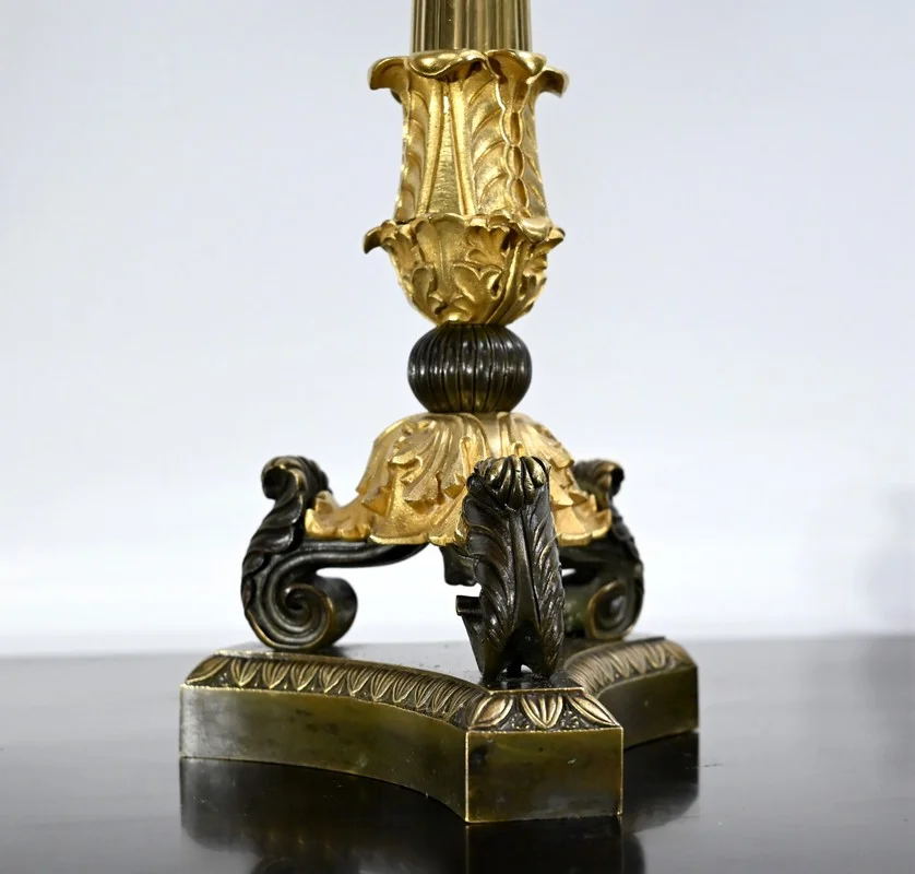 Paire de Chandeliers en Bronze à Double Patine, époque Restauration – Début XIXe