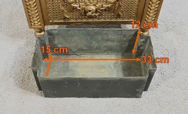 Petite Table de Salon, style Louis XVI – 1900