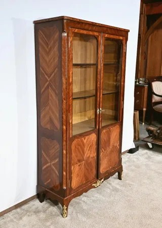 Petite Bibliothèque Vitrine en Bois de Rose et Acajou, style Louis XV – Milieu XIXe