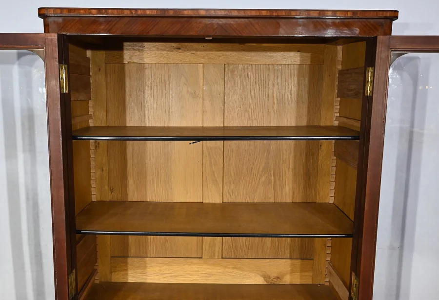 BÜCHERREGAL AUS DEM 19. JAHRHUNDERT