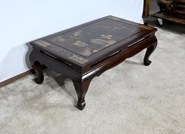 Table Basse en Bois Laqué, Chine – 1960