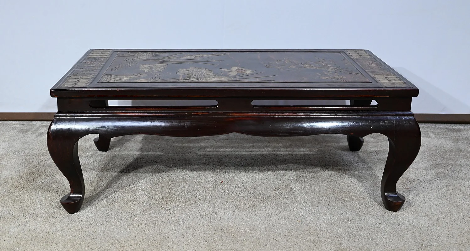 Table Basse en Bois Laqué, Chine – 1960