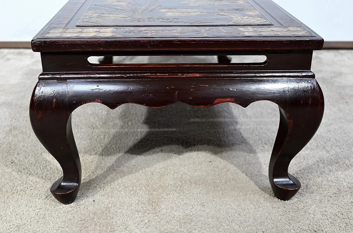 Table Basse en Bois Laqué, Chine – 1960
