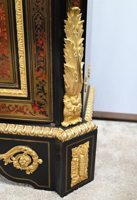 NAPOLEON III PERIOD CABINET