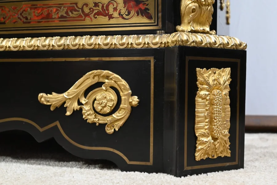 NAPOLEON III PERIOD CABINET