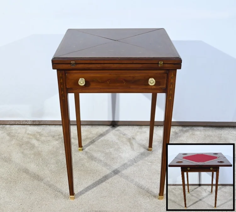 SWIVEL CARD TABLE