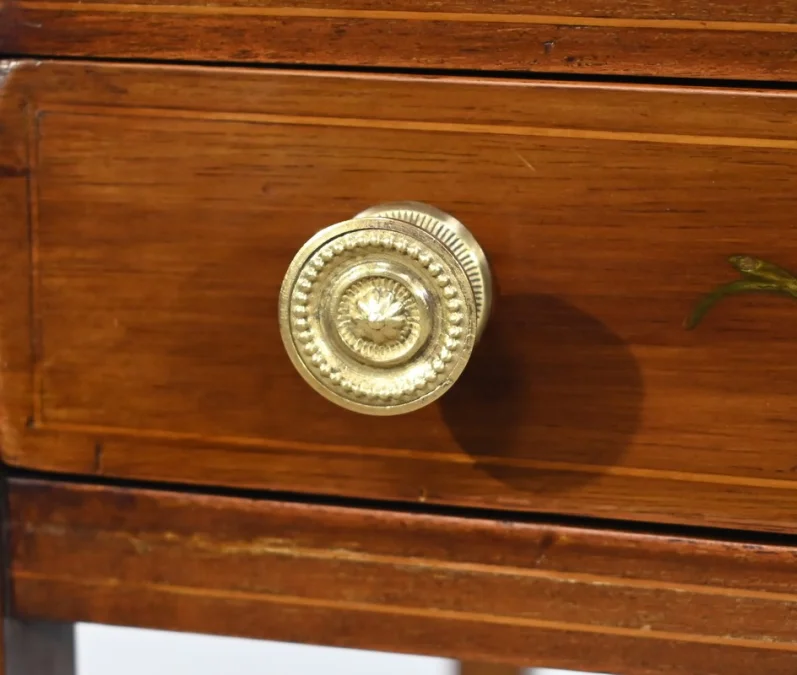 SWIVEL CARD TABLE