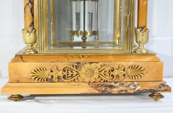Importante Garniture de Cheminée en Marbre et Bronze, style Empire – 2ème Partie XIXe