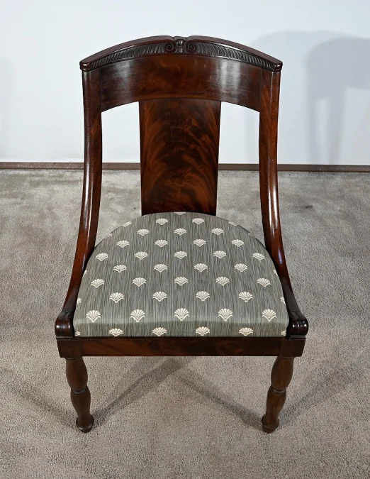 Suite de 4 Chaises Gondole en Acajou de Cuba, époque Restauration – Début XIXe