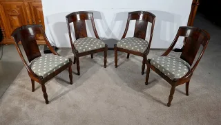 Suite de 4 Chaises Gondole en Acajou de Cuba, époque Restauration – Début XIXe