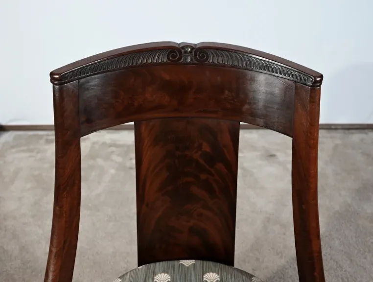 Suite de 4 Chaises Gondole en Acajou de Cuba, époque Restauration – Début XIXe