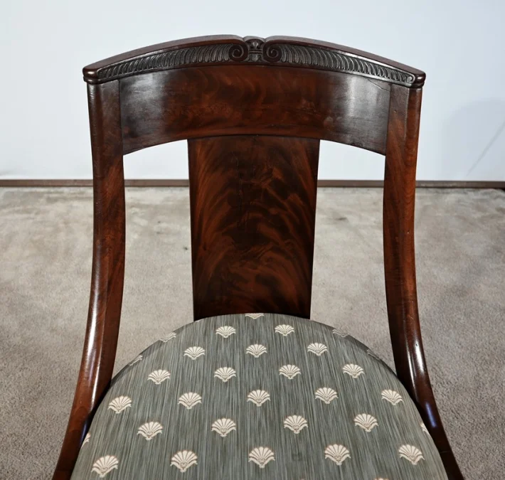 Suite de 4 Chaises Gondole en Acajou de Cuba, époque Restauration – Début XIXe
