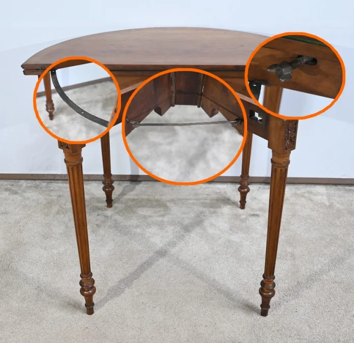 Table Demi-Lune en Noyer, style Louis XVI – Fin XIXe