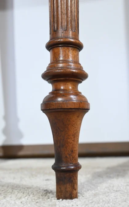 Table Demi-Lune en Noyer, style Louis XVI – Fin XIXe