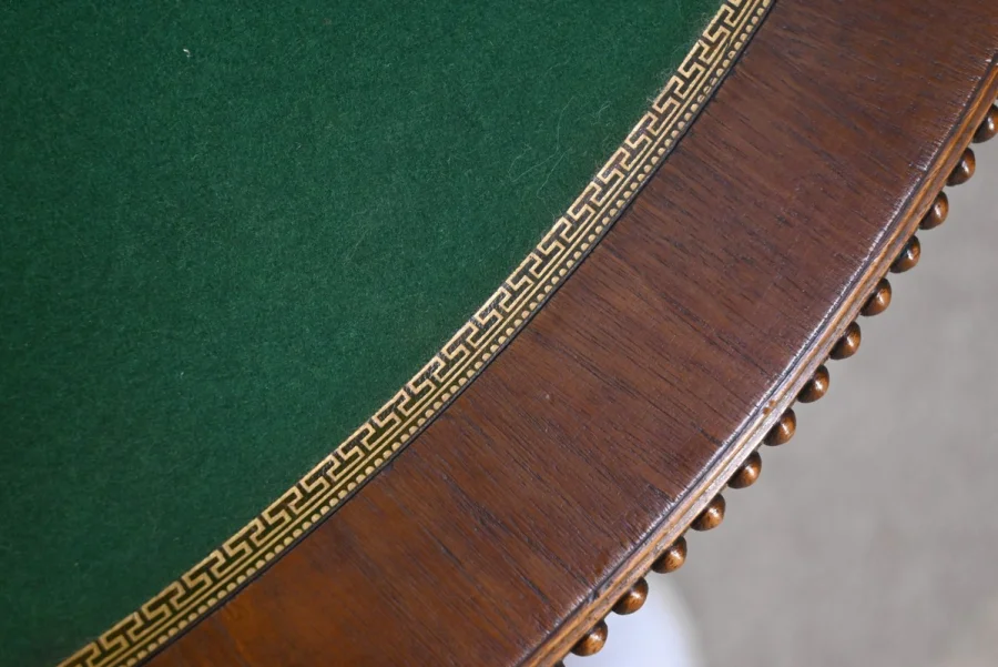 Table Demi-Lune en Noyer, style Louis XVI – Fin XIXe