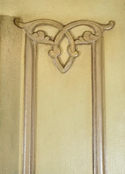 Miroir Trumeau en Bois Laqué, signé A.Thomaray, style Louis XVI – XXe