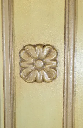 Miroir Trumeau en Bois Laqué, signé A.Thomaray, style Louis XVI – XXe