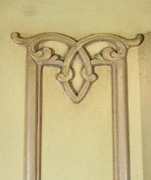 Miroir Trumeau en Bois Laqué, signé A.Thomaray, style Louis XVI – XXe