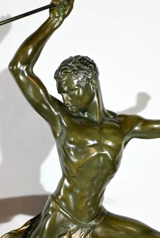 Bronze « Chasse à l’Aigle », signé J.de Roncourt, Art Déco – 1930
