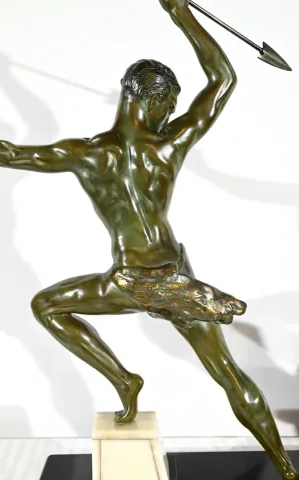 Bronze « Chasse à l’Aigle », signé J.de Roncourt, Art Déco – 1930