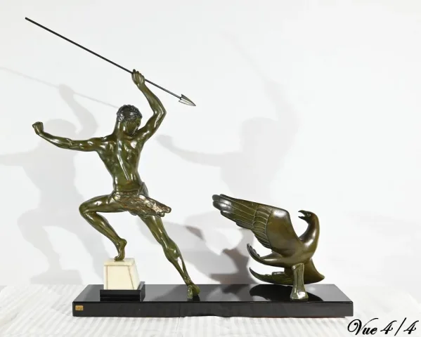 Bronze « Chasse à l’Aigle », signé J.de Roncourt, Art Déco – 1930