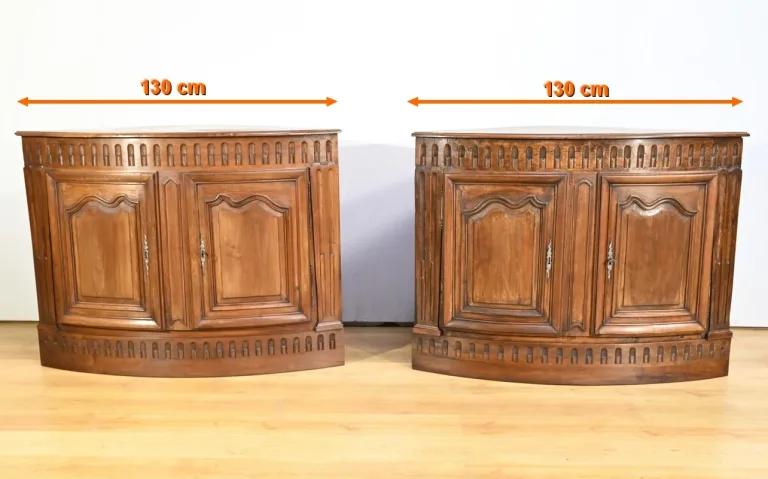 Paire d’Importantes Encoignures de Propriété en Noyer, style Régence – XVIIIe