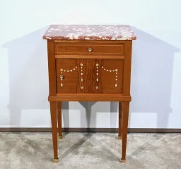 SCHRANK IM FRANZÖSISCHEN DIRECTOIRE-STIL