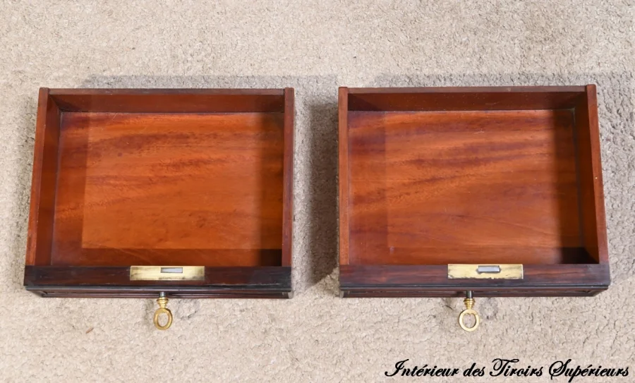SCHREIBTISCH AUS DER NAPOLEON-III-ZEIT