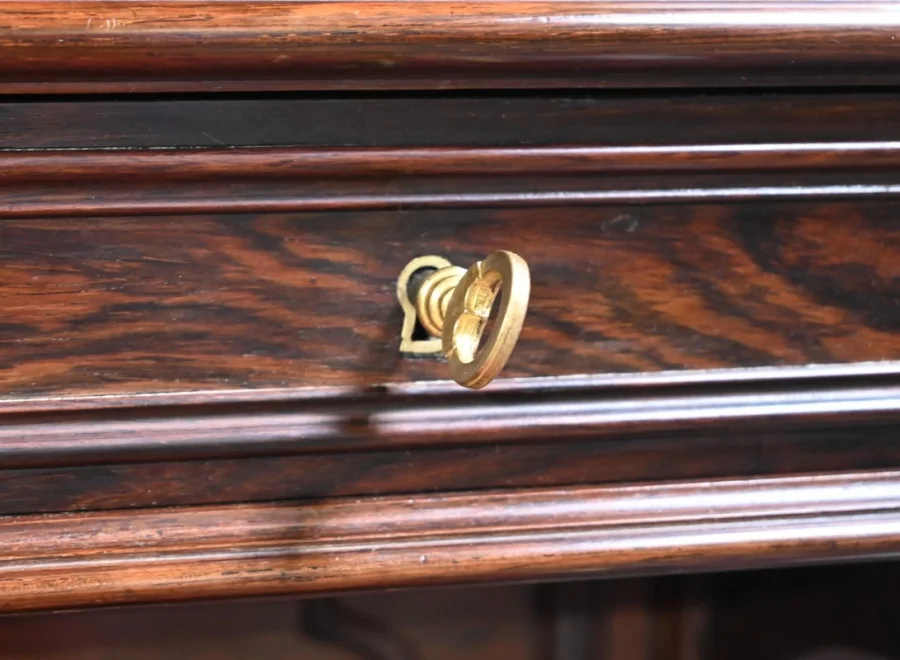 SCHREIBTISCH AUS DER NAPOLEON-III-ZEIT
