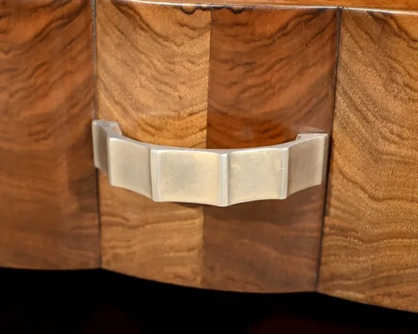 Nachttisch im Art-Déco-Stil