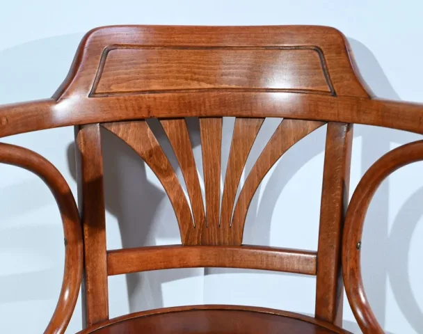 Fauteuil de Bureau en Hêtre, estampillé J&J Kohn – Début XXe