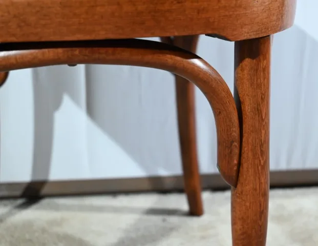 Fauteuil de Bureau en Hêtre, estampillé J&J Kohn – Début XXe