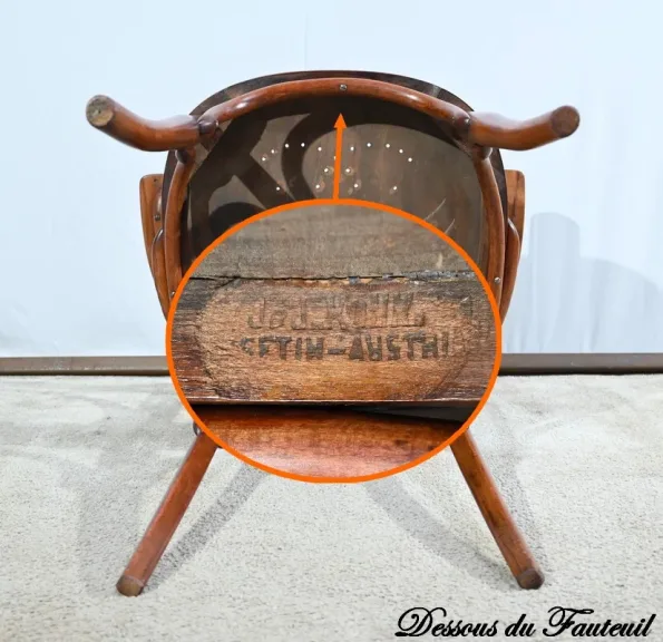 Fauteuil de Bureau en Hêtre, estampillé J&J Kohn – Début XXe