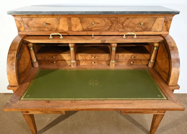 Important Bureau Cylindre de Propriété en Noyer, époque Directoire – Début XIXe