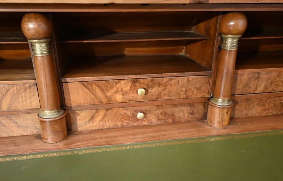 CYLINDER TOP DESK