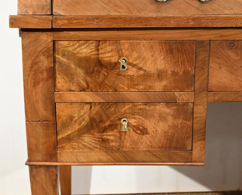 CYLINDER TOP DESK