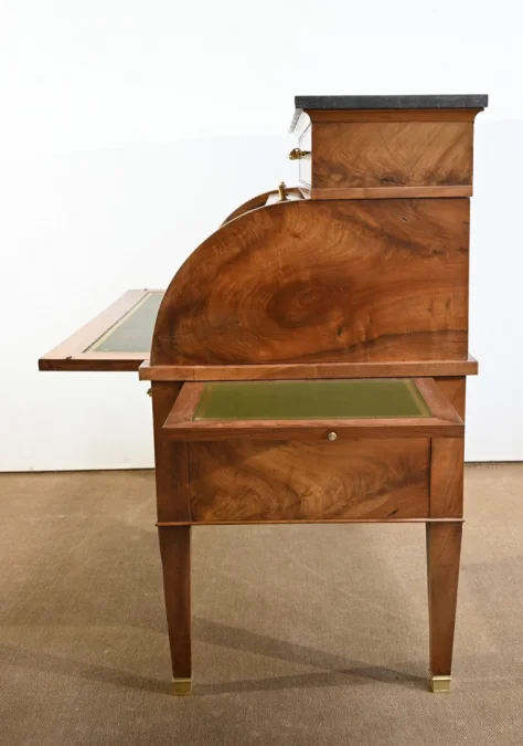 CYLINDER TOP DESK