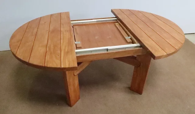 AUSZIEHBARER ULME-TISCH