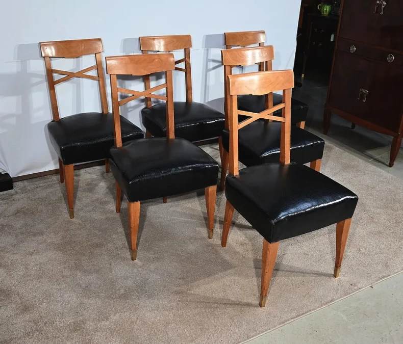 Suite de 6 Chaises en Merisier massif, Art Déco – 1940