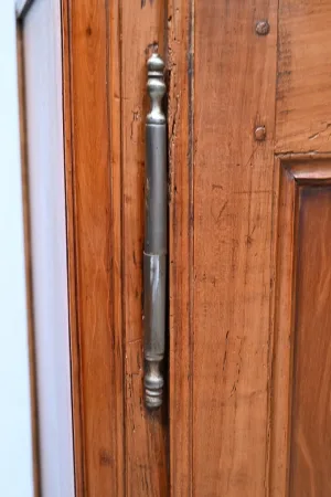Armoire dite « Bassette » en Merisier et Chêne – Début XIXe