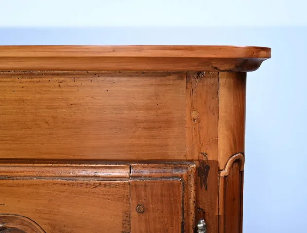 Armoire dite « Bassette » en Merisier et Chêne – Début XIXe
