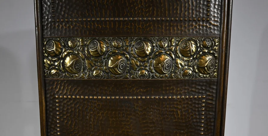 ART NOUVEAU  SCREEN