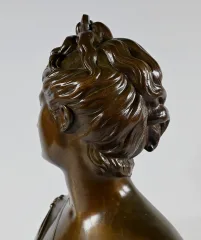 BRONZEN BEELDJE naar HOUDON