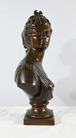 BRONZESTATUETTE nach HOUDON
