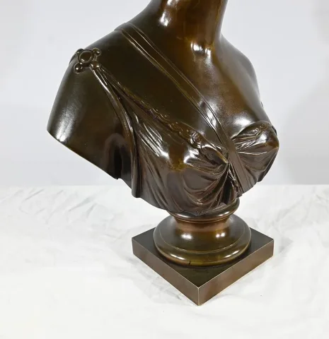 ESTATUILLA DE BRONCE según HOUDON