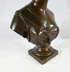 BRONZEN BEELDJE naar HOUDON