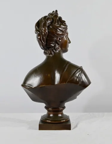 ESTATUILLA DE BRONCE según HOUDON